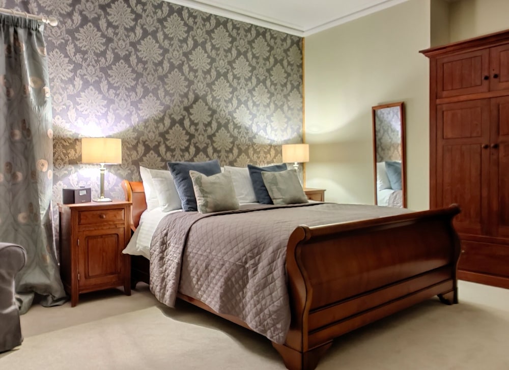 Luxury Double Room, Ensuite, Sea View (Danesbrook)
