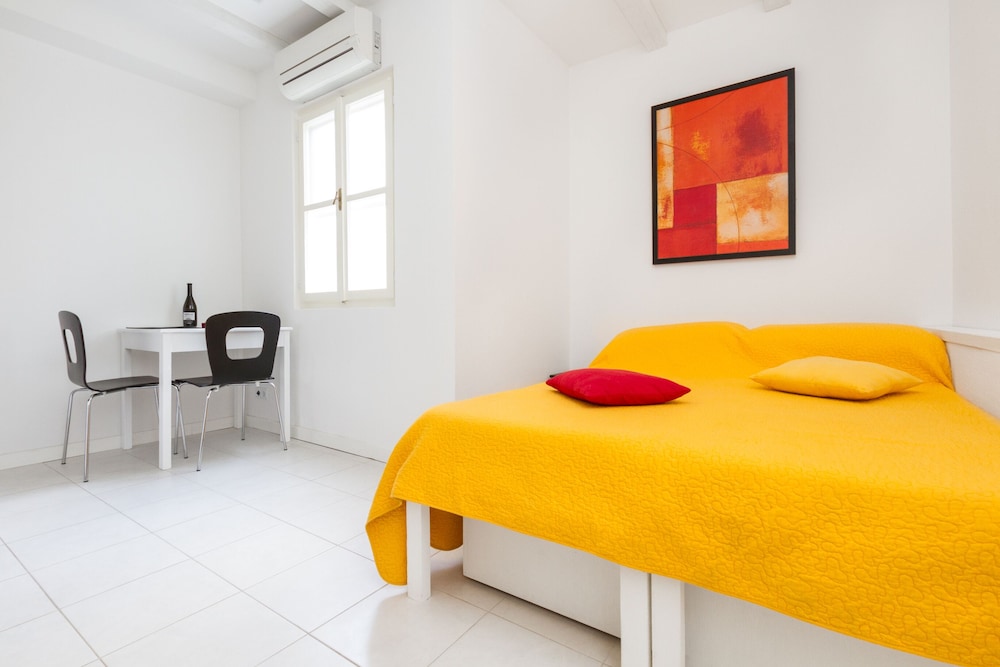 Romantic Double Room, Non Smoking, Garden View