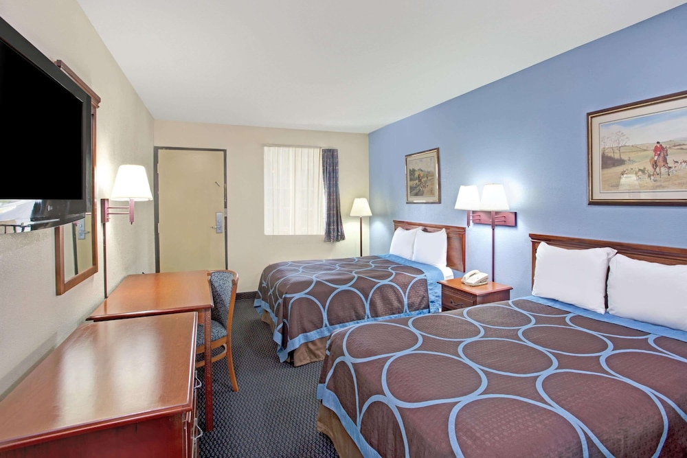 Double Room, 2 Double Beds photo 1