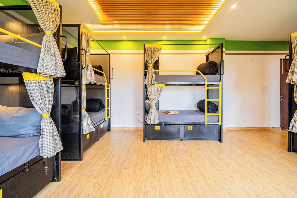 Bed in 8 Bed Female Dormitory with Balcony photo 2