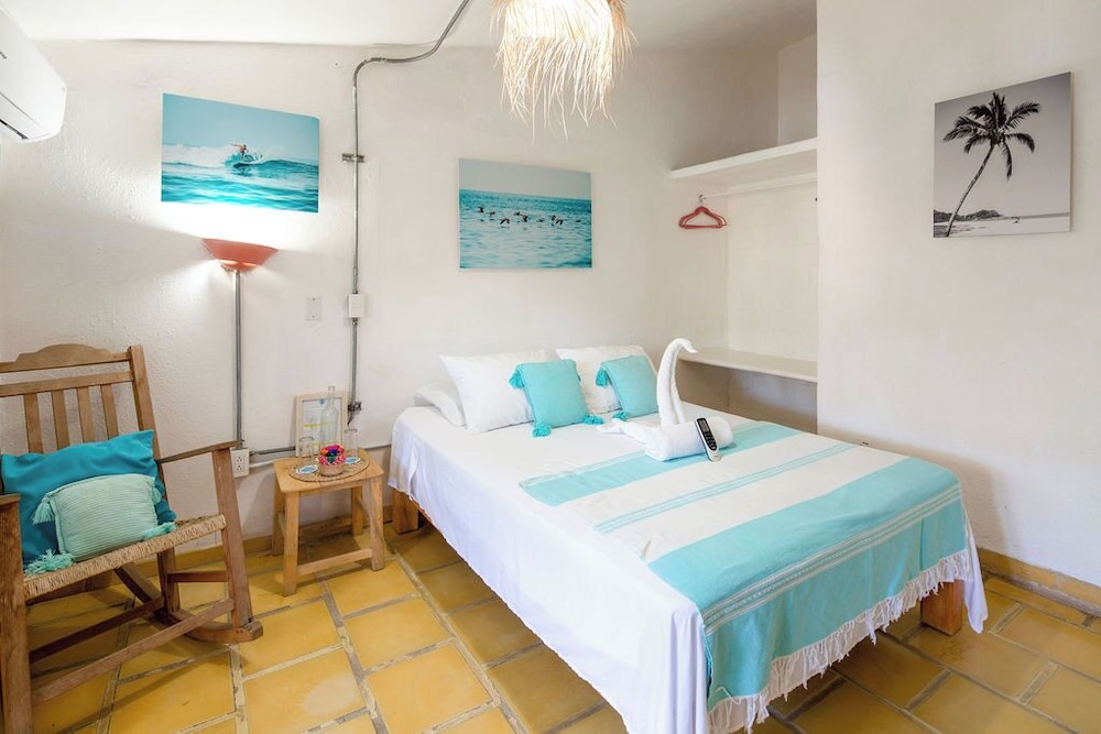Standard Double Room - Photo 2
