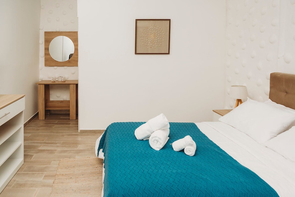 Basic Double Room photo 1