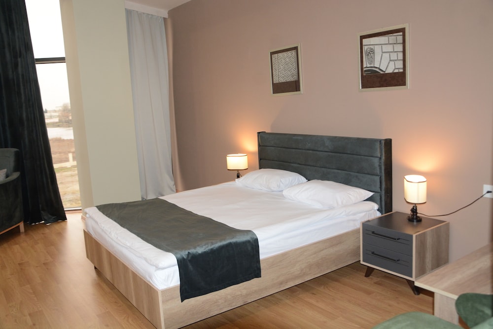 Standard Double Room, City View photo 1