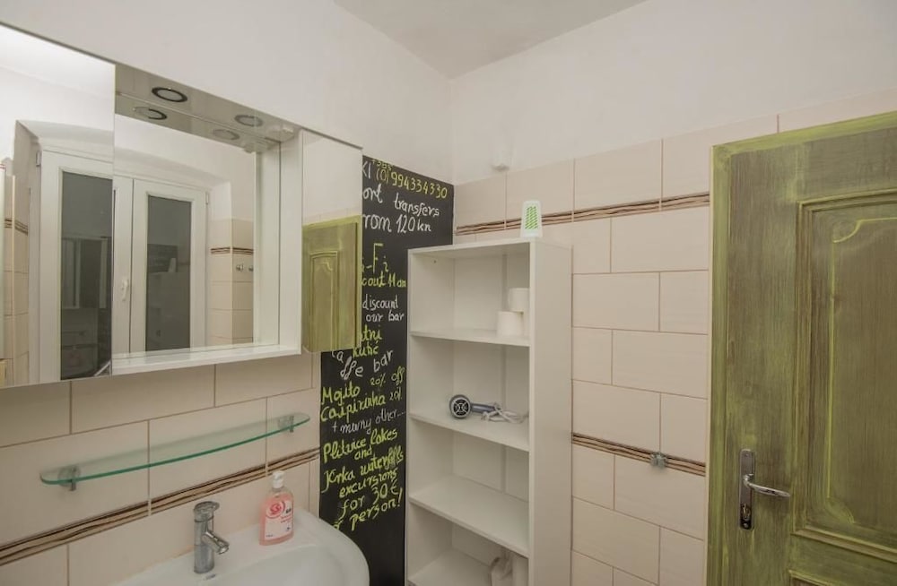 Twin Room (Purple) photo 3