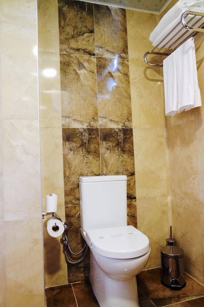 Apartment (Ground Floor) - Photo 7