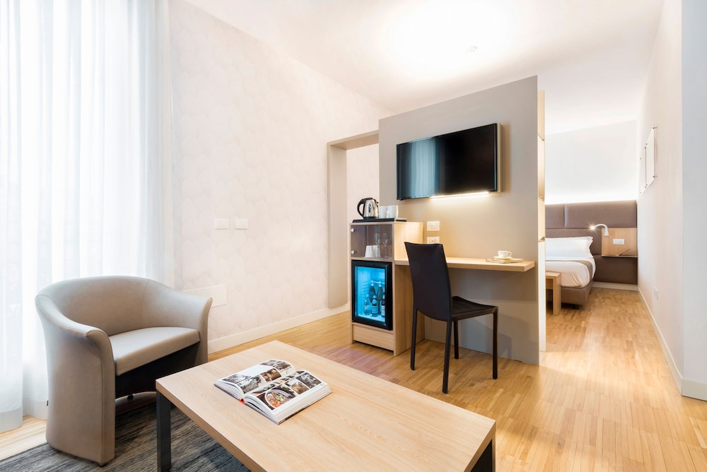 Premium Junior Suite photo 2