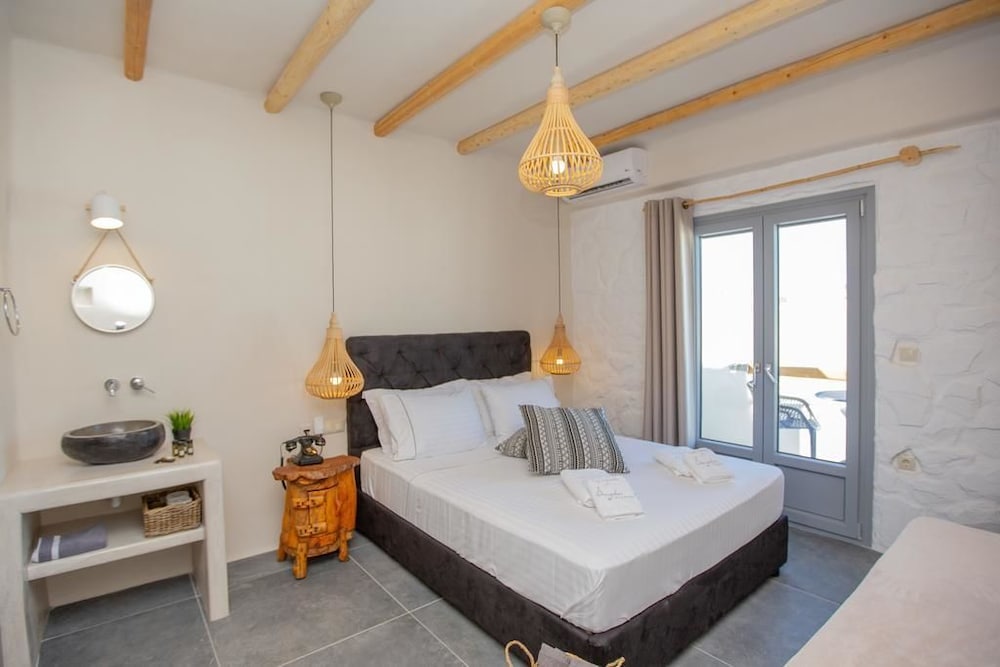 Deluxe Apartment (for 3)