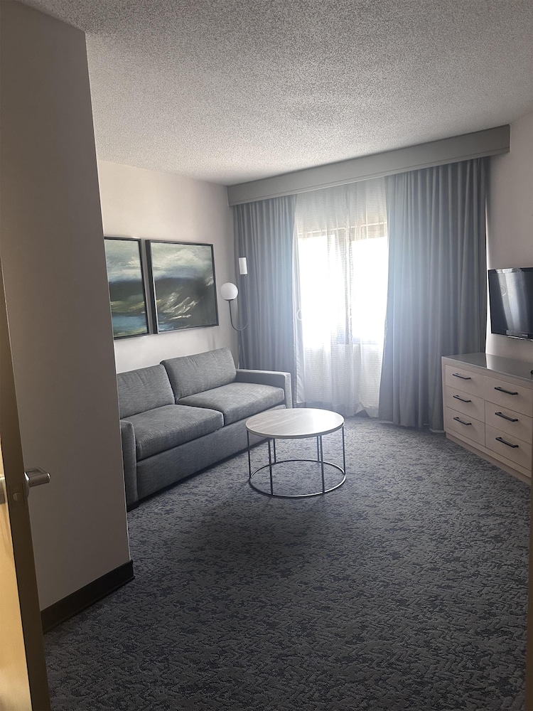 Junior Suite, Accessible - Photo 1