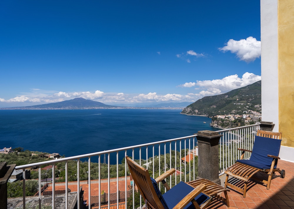 Deluxe Double Room, Sea View photo 2