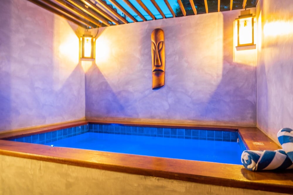 Luxury Room - Photo 10