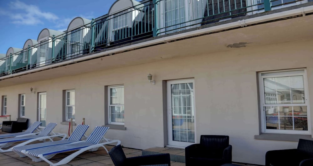 Standard Room, 1 Double Bed, Non Smoking, Balcony - Photo 5