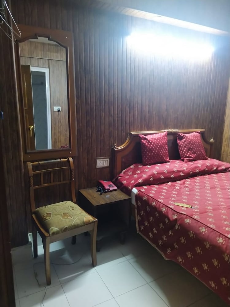 Double Room, Mountain View