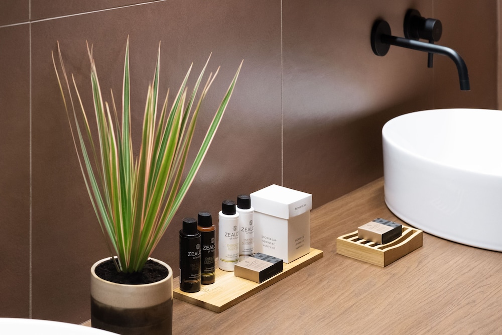 Premium Double Room, 1 Queen Bed (Outdoor Jetted Tub)