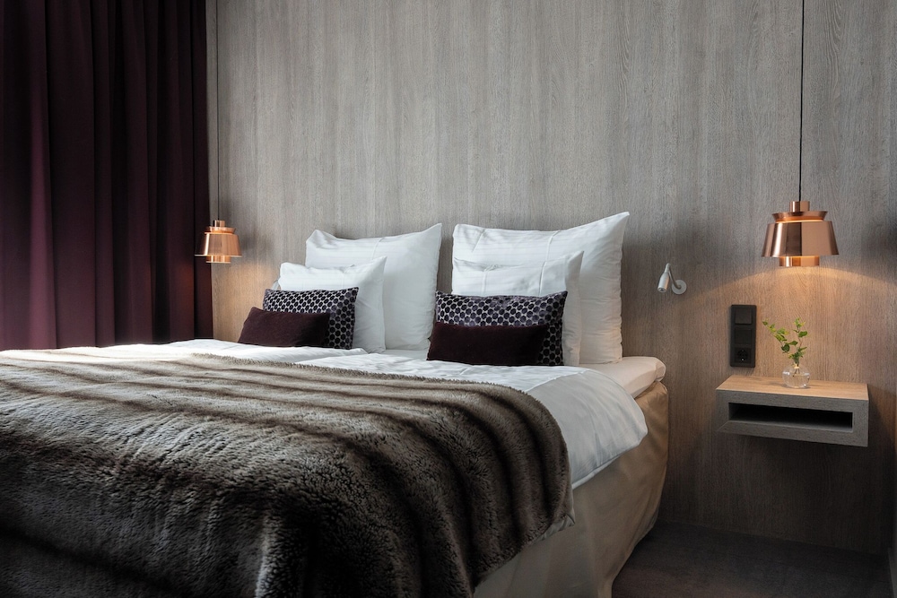 Junior Double Room