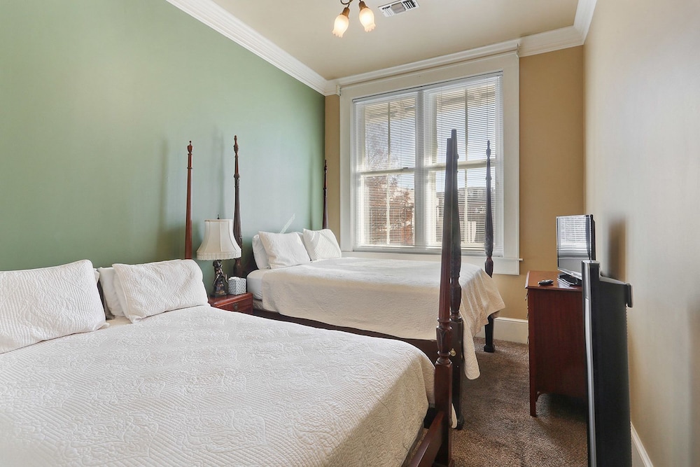 Signature Suite, 2 Bedrooms, Non Smoking, Kitchen