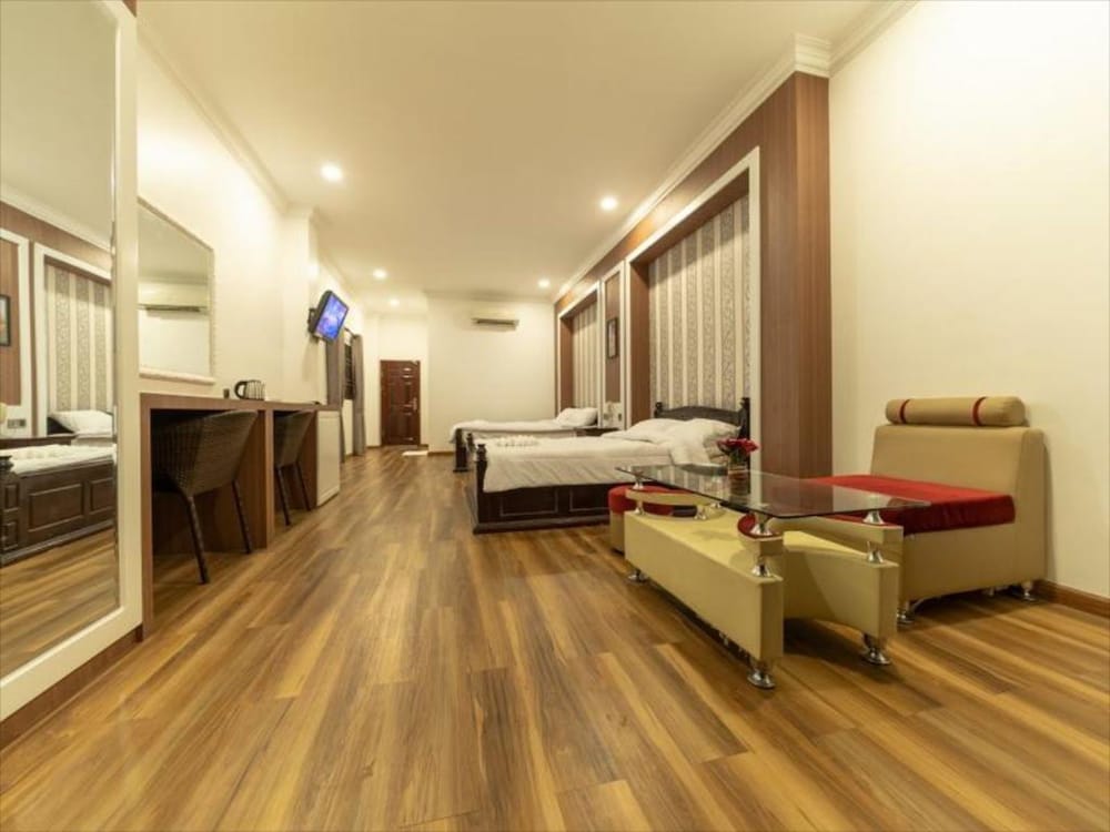 VIP Room, River View photo 1