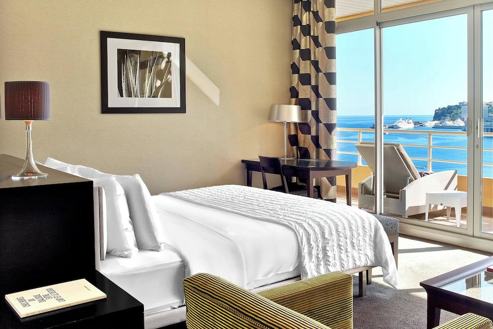 Executive Suite, 1 Bedroom, Terrace, Partial Sea View