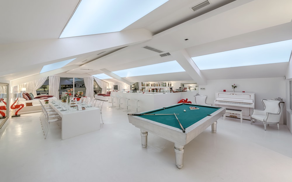 Madonna Suite photo 2