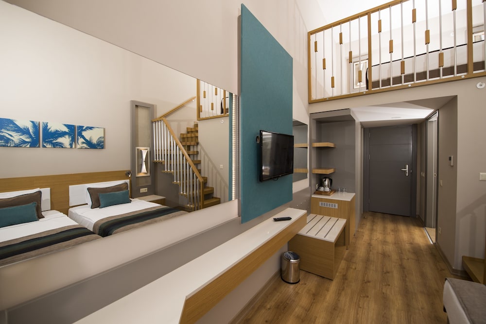 Duplex photo 1