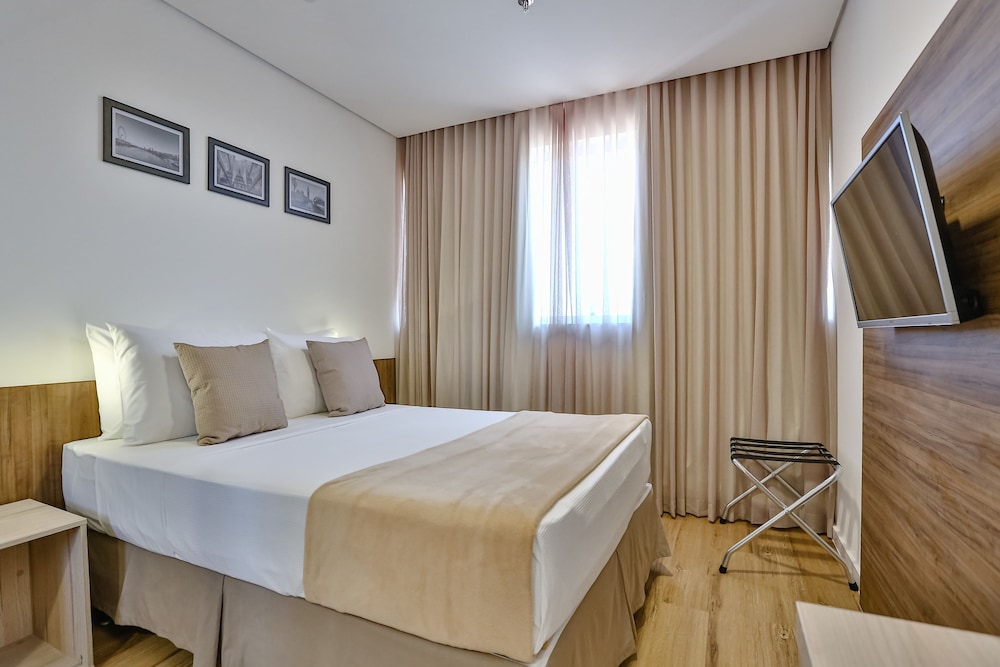 Standard Double Room - Photo 1