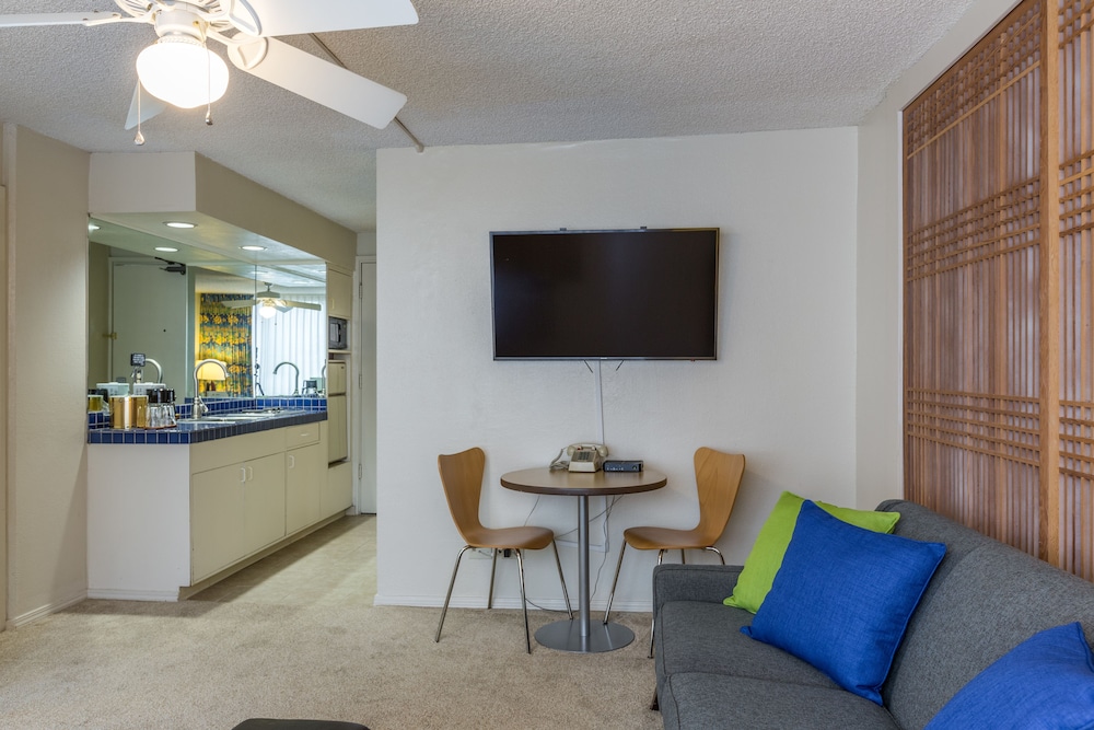 Queen Kitchenette - Photo 22