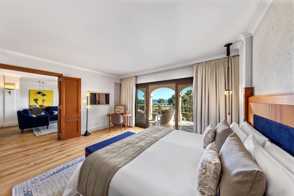St. Regis 1 Bedroom Residence Suite, 1 King Bed