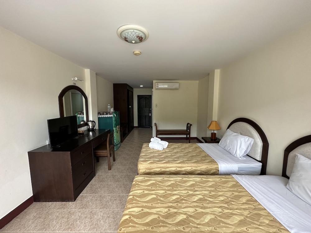 Deluxe Twin Room - Photo 5