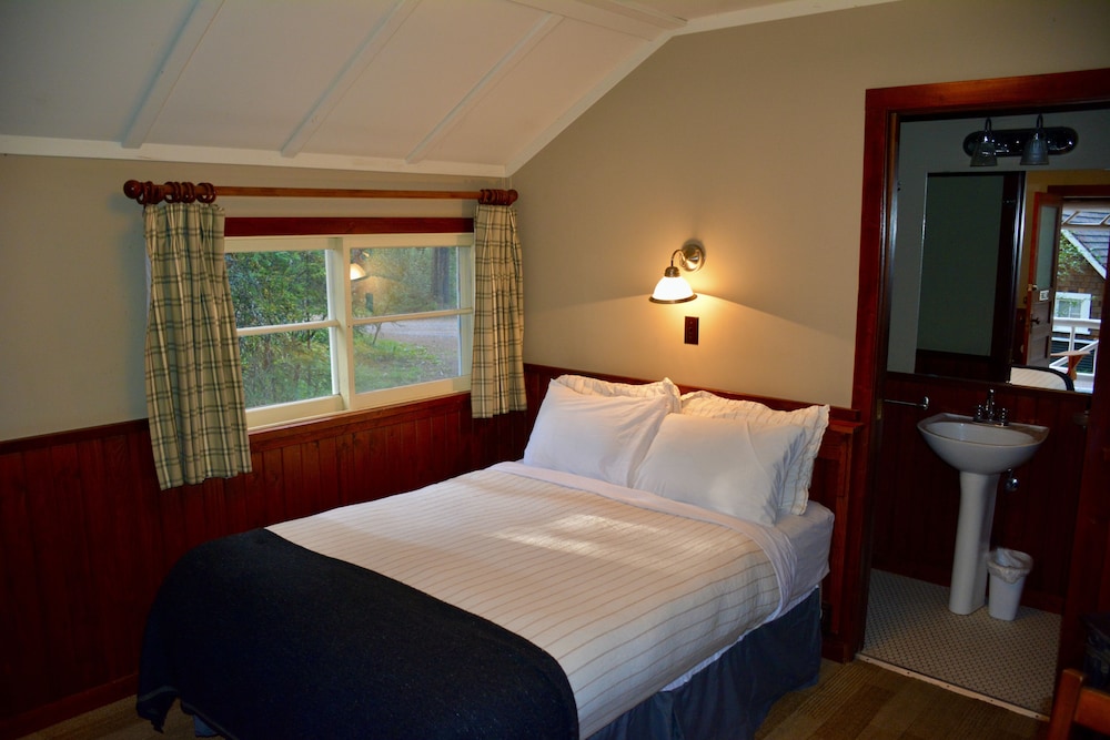 Standard Cabin, 1 Queen Bed, Terrace photo 2
