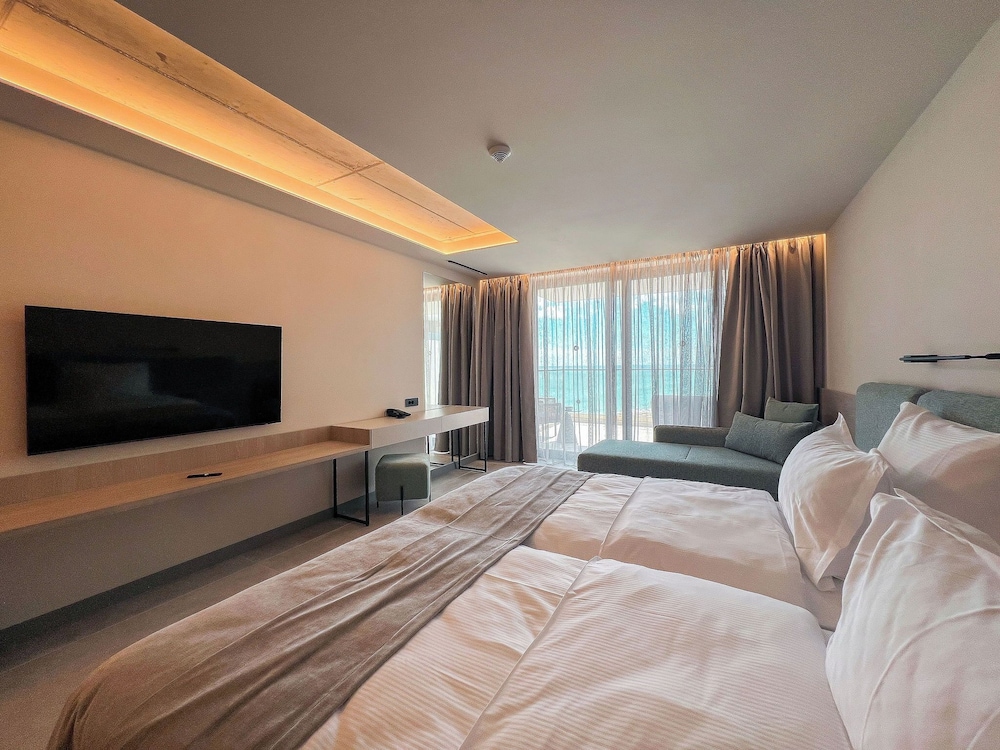 Deluxe Double Room, Balcony, Sea View