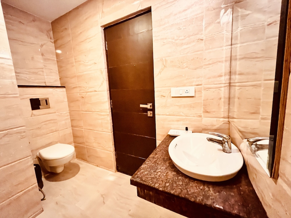 Executive Room, City View - Photo 11