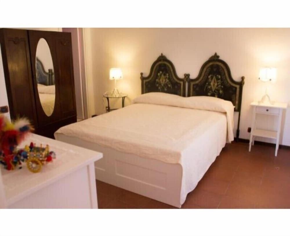 Suite, Garden View