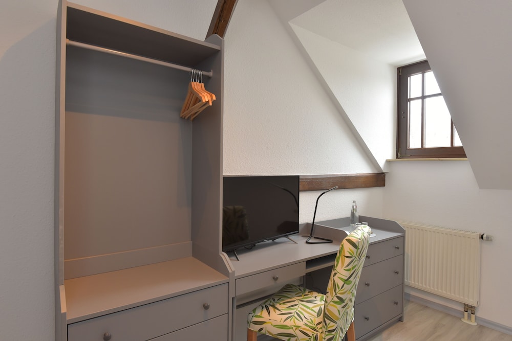 Traditional Double or Twin Room, Private Bathroom, Garden Area photo 2
