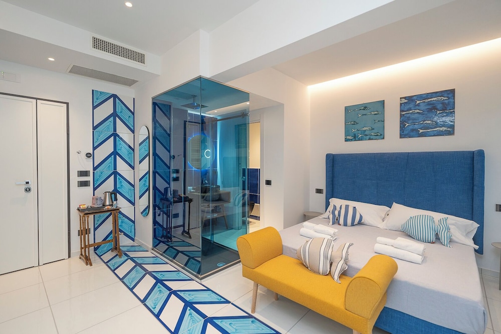 Luxury Studio Suite, Balcony, Sea View