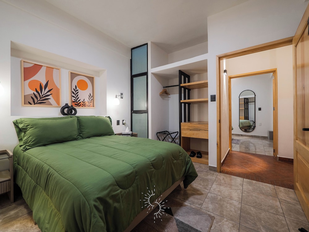 Standard Suite