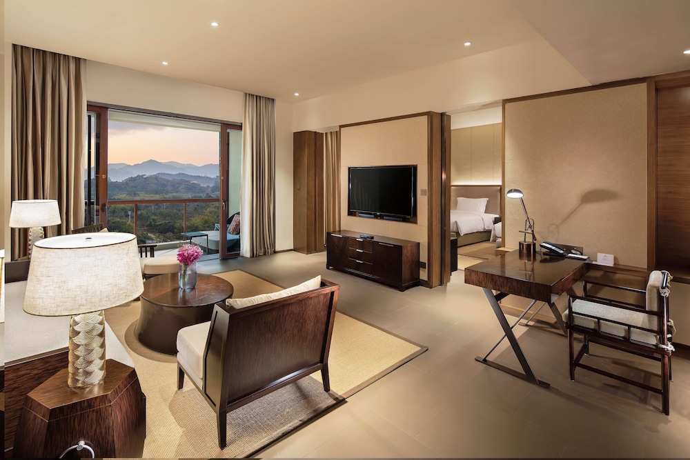 Suite, 1 Bedroom photo 1