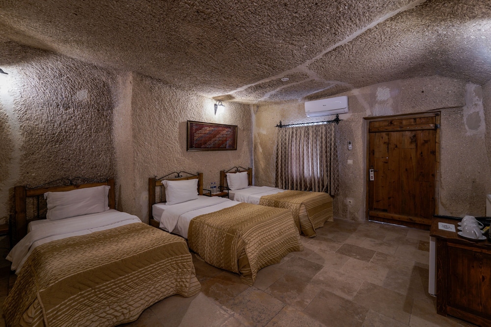 Exclusive Double or Twin Room photo 3