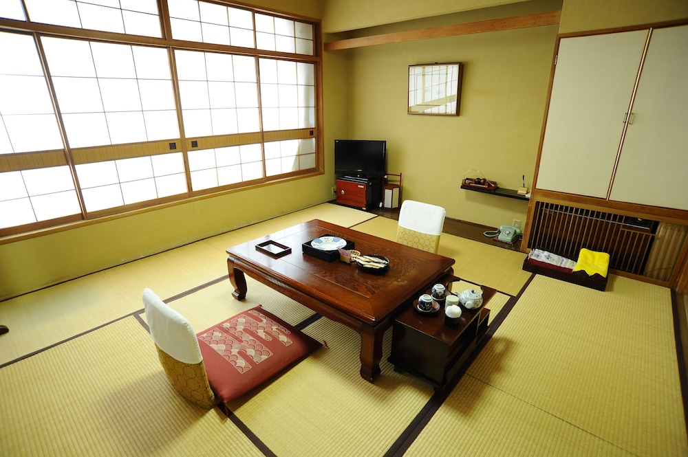 Economy Single Room
