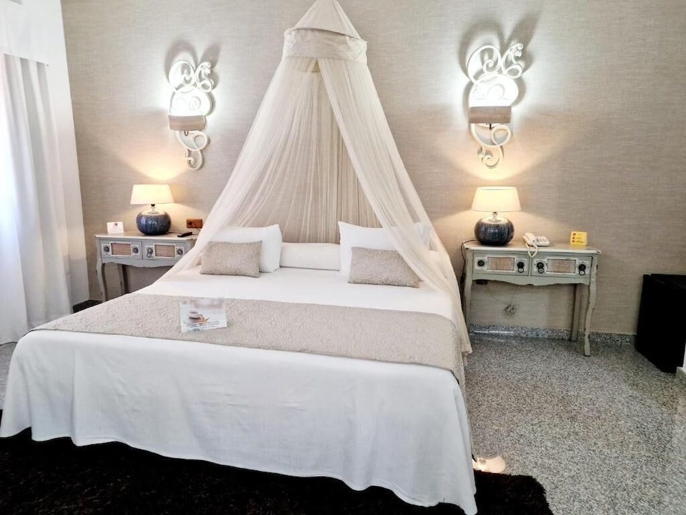 Romantic Suite - Photo 3