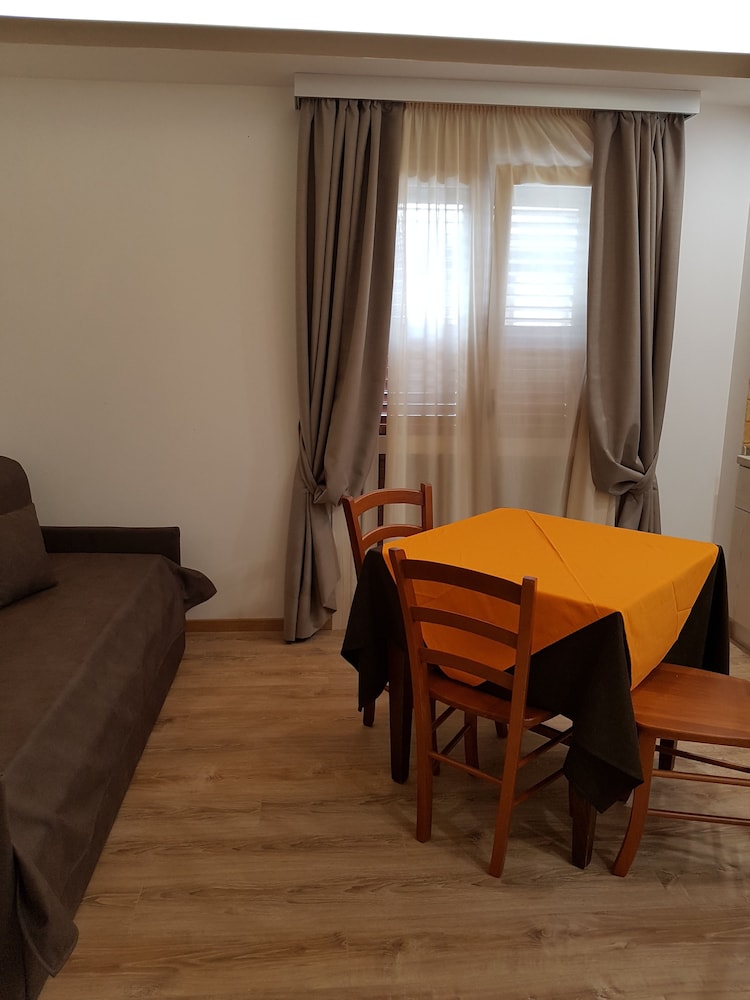 Apartment, 1 Bedroom, Terrace photo 3