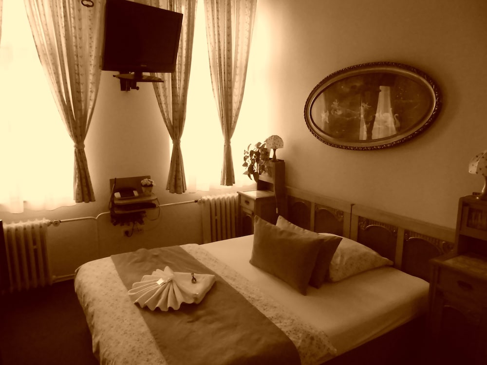 Standard Double Room Single Use photo 1