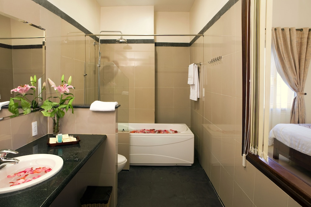 Alba Executive Double Room, City View - Photo 10