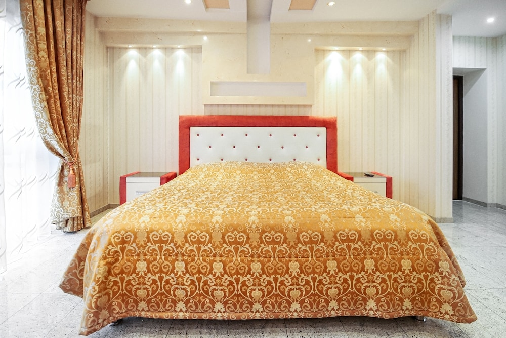 Luxury Double or Twin Room photo 1