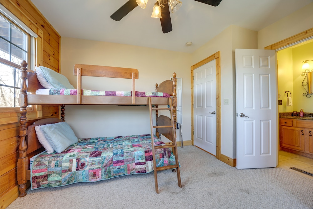 House (4 Bedrooms) photo 1