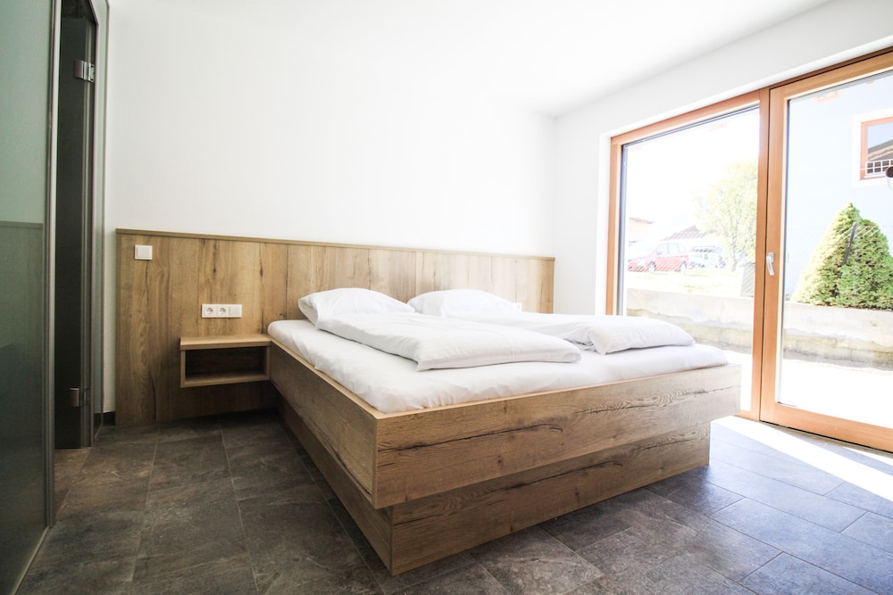 Deluxe Chalet photo 3