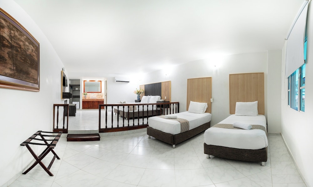 Room (Habitación Quintuple) photo 3