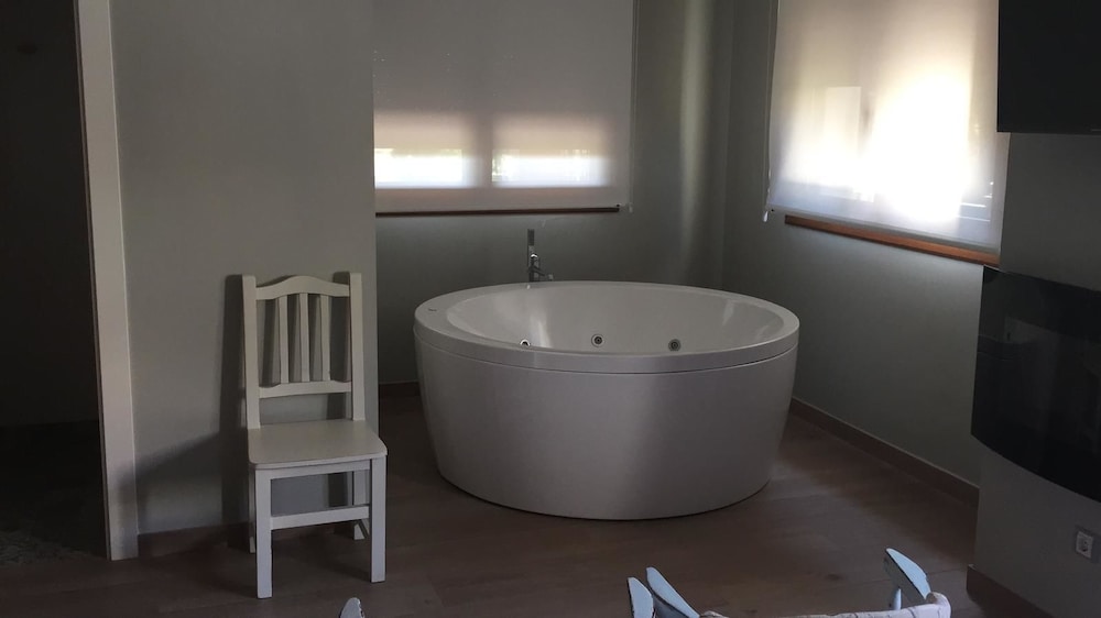Suite - Photo 4