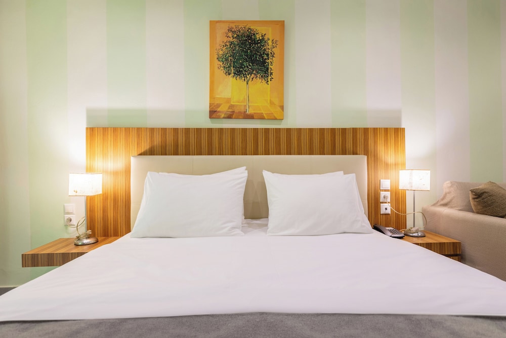 Junior Suite with Garden View - Photo 4