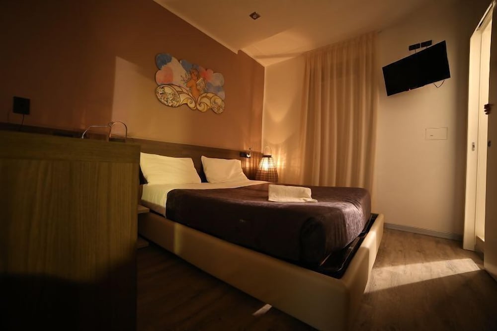 Triple Room - Photo 1