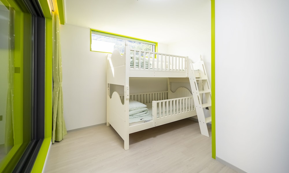 A02 Pool Villa