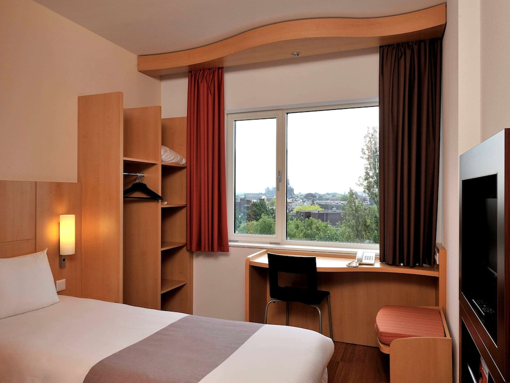 Room, Multiple Beds - Photo 4